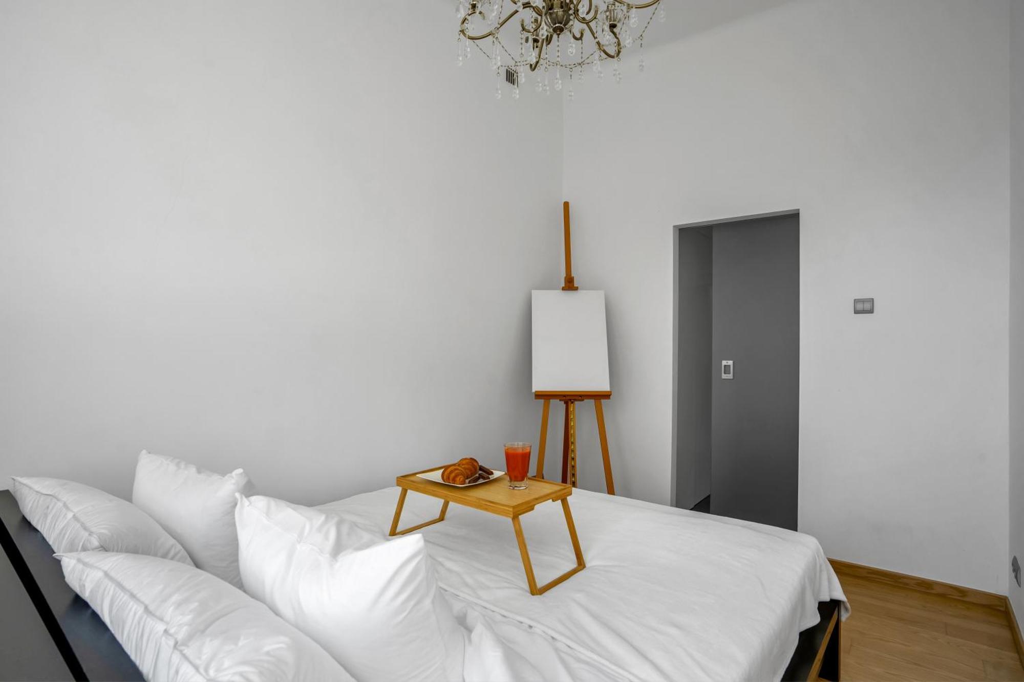 Warsaw Castle Apartments - Prime Location, Historic City Center, Castle View, Fast Internet - By Rentujemy エクステリア 写真