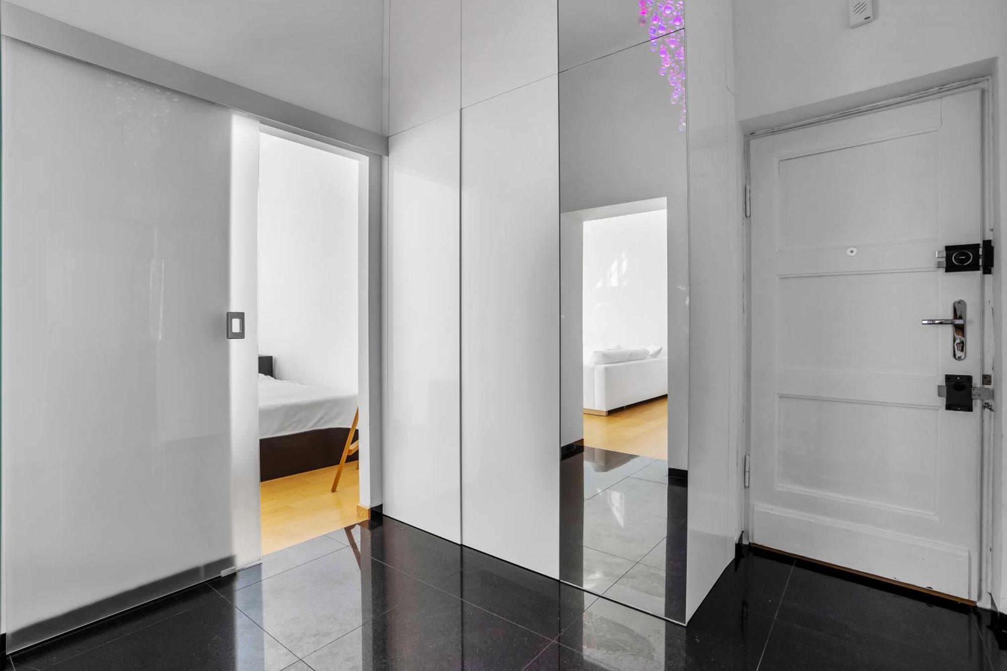 Warsaw Castle Apartments - Prime Location, Historic City Center, Castle View, Fast Internet - By Rentujemy エクステリア 写真