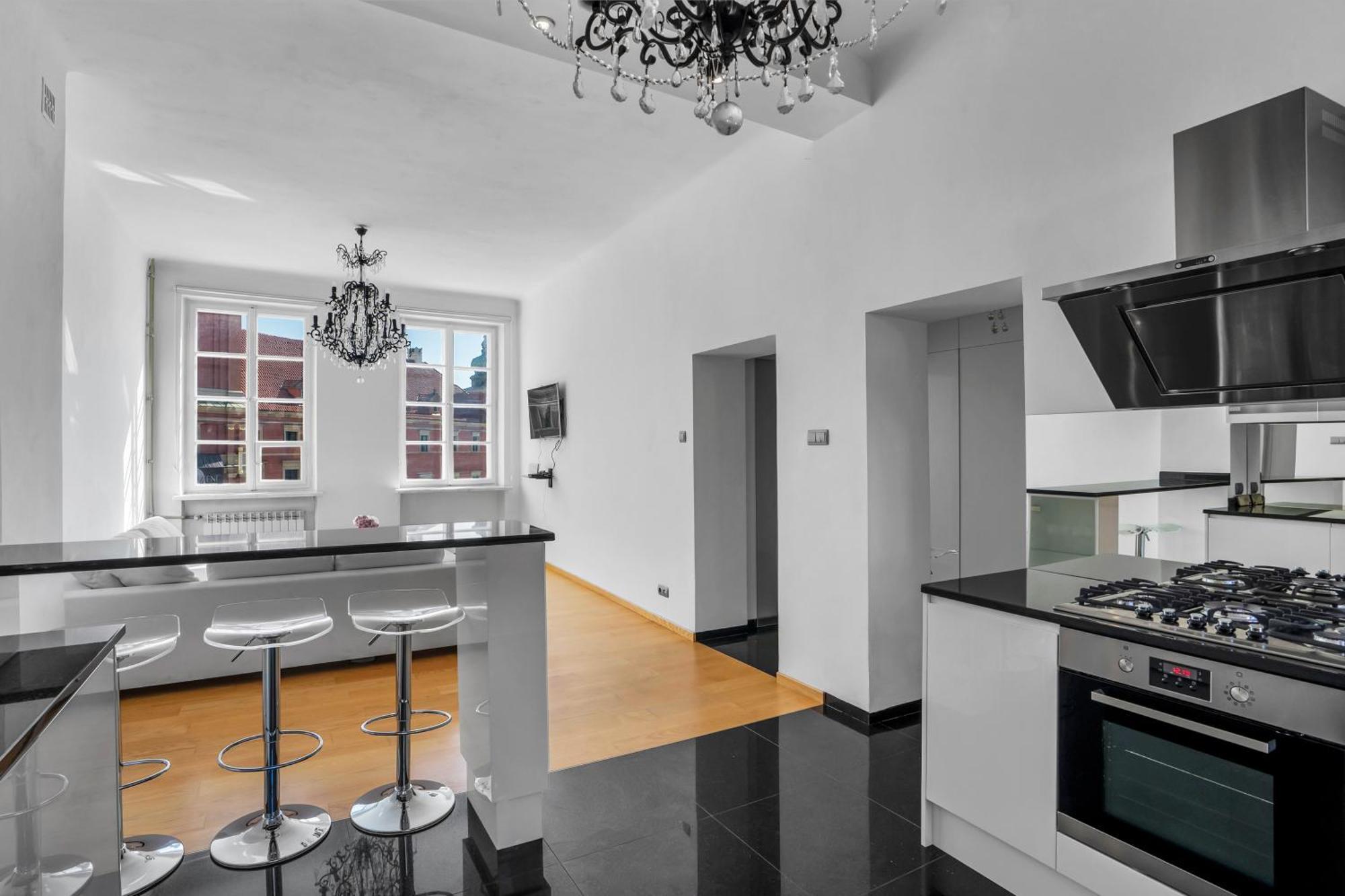 Warsaw Castle Apartments - Prime Location, Historic City Center, Castle View, Fast Internet - By Rentujemy エクステリア 写真