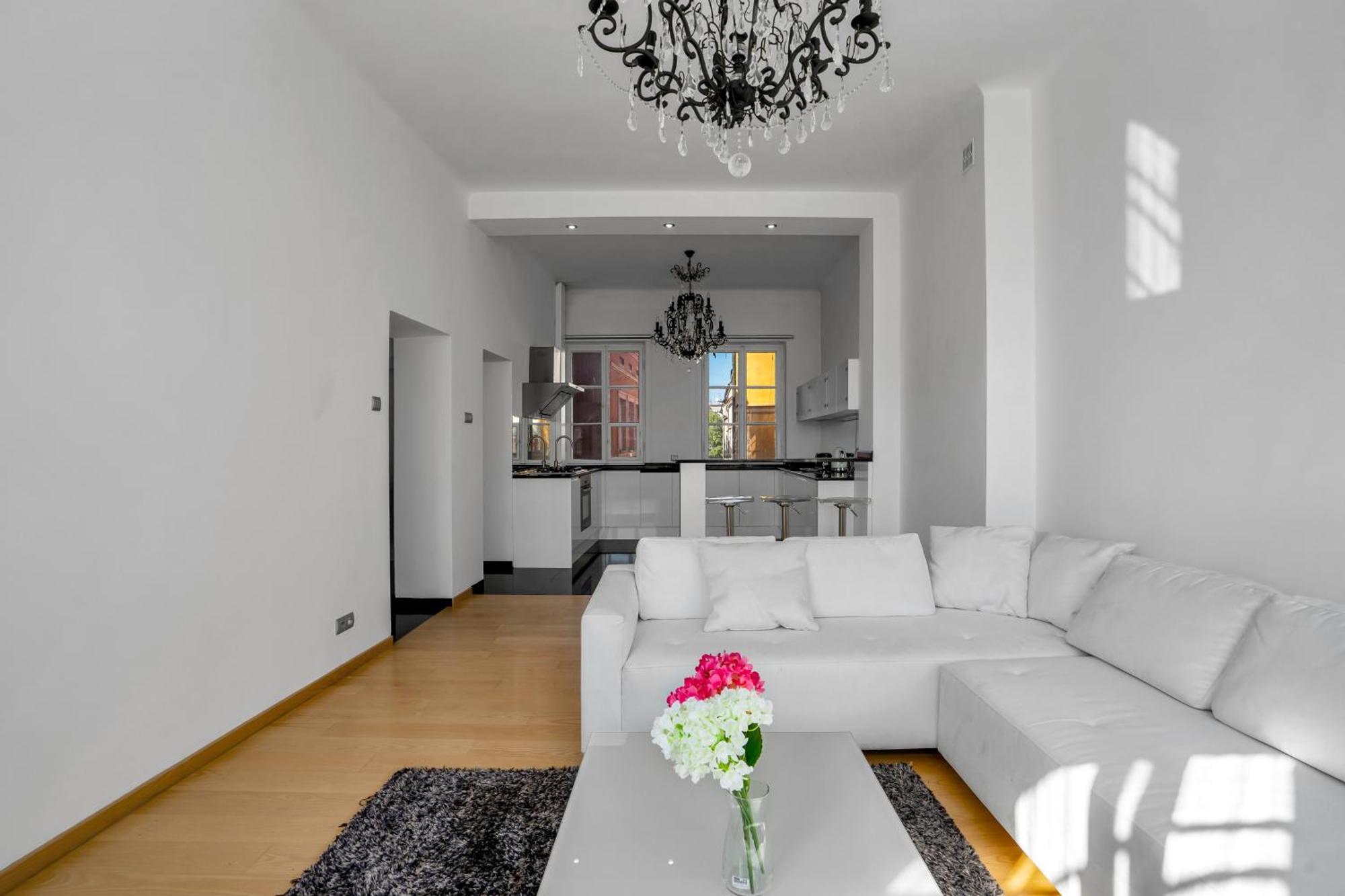 Warsaw Castle Apartments - Prime Location, Historic City Center, Castle View, Fast Internet - By Rentujemy エクステリア 写真